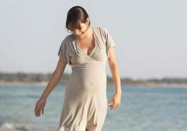 寶寶為啥會長胎記？產科醫生：孕期3種行為或易長胎記，儘量避免