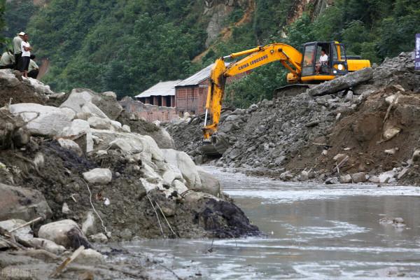 河南水災以後,補償的新標準來了,一頭牛補償能超過萬元嗎? 河南水災以後,補償的新標準來了,一頭牛補償能超過萬元嗎?