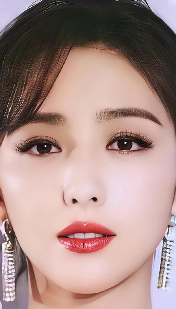 美麗動人的丫丫——佟麗婭