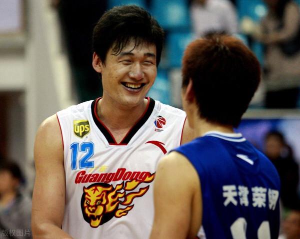 蘇偉的故事:廣東隊最佳藍領,為奪冠放棄高薪,兢兢業業重情義 蘇偉的故事:廣東隊最佳藍領,為奪冠放棄高薪,兢兢業業重情義