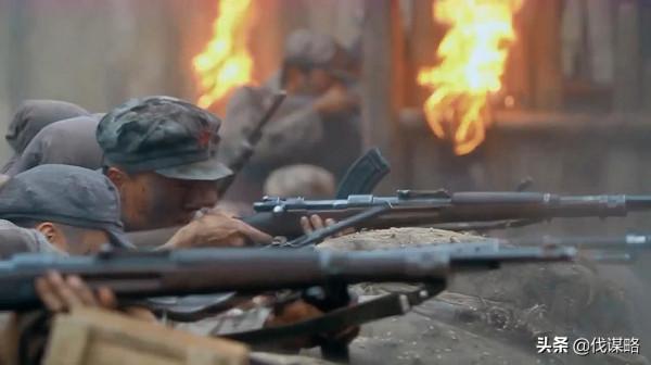 兩萬五千里長徵，紅軍的錢和糧草是怎麼解決的？