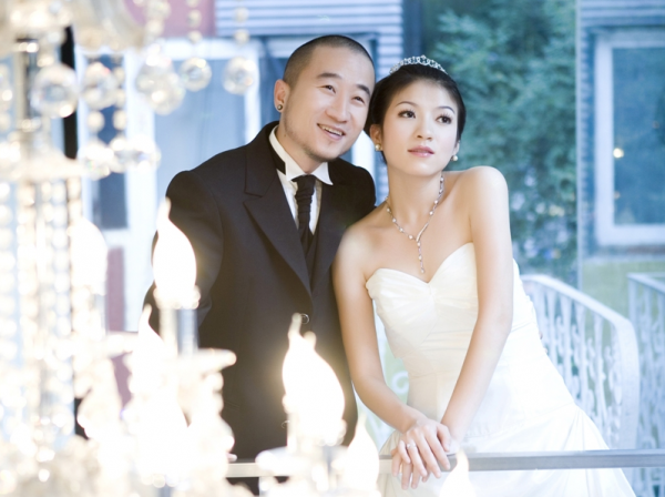 陳燕琳：老公是李彧，公公是李保田，畢業就結婚生一雙兒女很幸福
