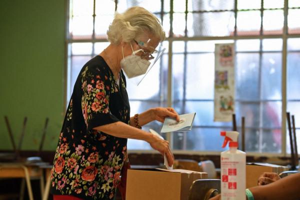 哥斯大黎加舉行總統和立法大會選舉