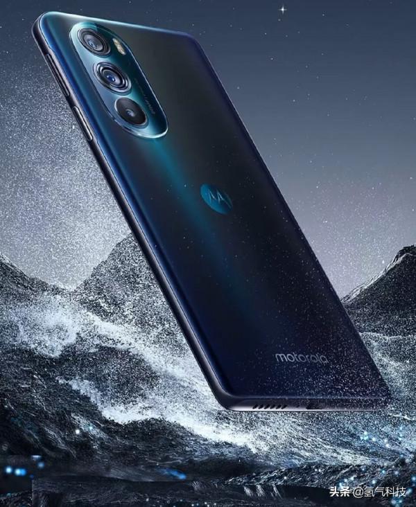 小米12、iQOO9和摩托羅拉Edge30,誰是最“內卷”的手機? 小米12、iQOO9和摩托羅拉Edge30,誰是最“內卷”的手機?