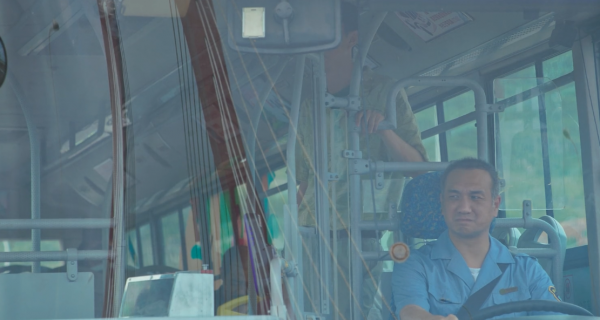 開端：誰是製造悲劇的兇手？或許兇手是這兩人，他們可能是夫妻