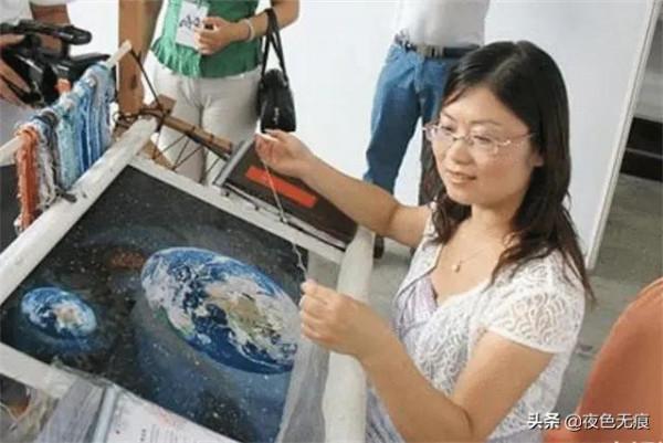 她用一根針繡出星空宇宙，美國航天局高價求購，她：只屬於中國