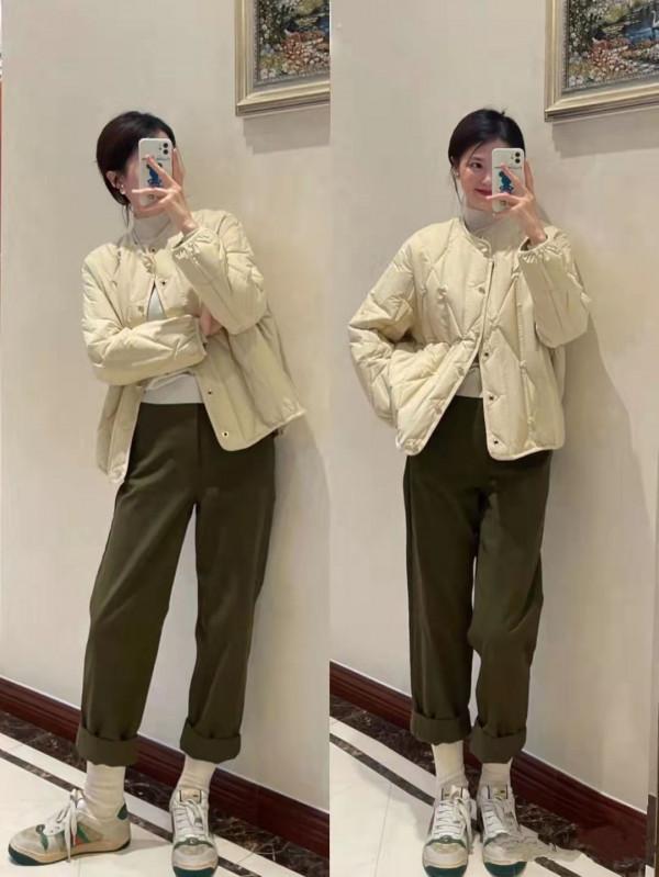 冬季穿短外套配啥褲子?除了牛仔褲外還有他們,優雅高階又顯比例 冬季穿短外套配啥褲子?除了牛仔褲外還有他們,優雅高階又顯比例