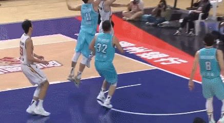 吳前22+3+7程帥澎24分 王奕博22+8浙江力克青島送對手3連敗 吳前22+3+7程帥澎24分 王奕博22+8浙江力克青島送對手3連敗