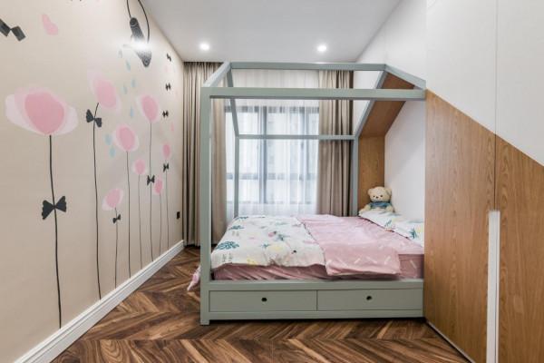 住複式，怎能少了挑空6米的客廳，效果那叫一個大氣，高生活質量