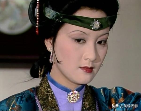 王扶林說，鄧婕這張臉，就是&OpenCurlyDoubleQuote;上鏡臉&rdquo;，這些照片是最好的證明