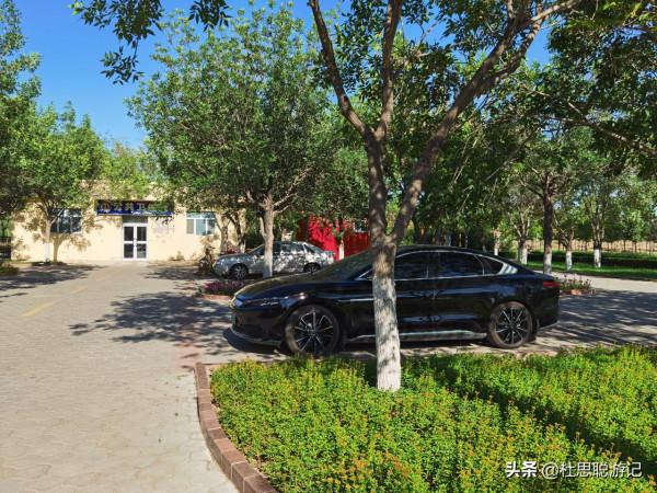 漢EV自駕新疆,探訪亞洲最大葡萄酒地下酒窖,逛完景區還送葡萄酒 漢EV自駕新疆,探訪亞洲最大葡萄酒地下酒窖,逛完景區還送葡萄酒