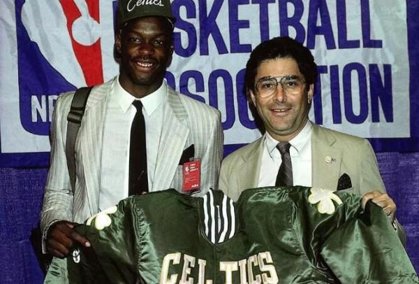 NBA十大曾被寄予厚望的天才,第一曾比肩喬丹,伯德期待跟他打球 NBA十大曾被寄予厚望的天才,第一曾比肩喬丹,伯德期待跟他打球