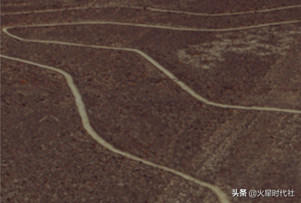 巧合、相關或因果關係？神秘地理學