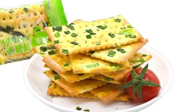 蔥香味餅乾,鹹香酥脆,蔥香濃郁,油香十足,越吃越上頭 蔥香味餅乾,鹹香酥脆,蔥香濃郁,油香十足,越吃越上頭