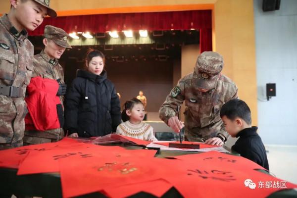 視點｜2022年&OpenCurlyDoubleQuote;春節軍列&rdquo;真暖