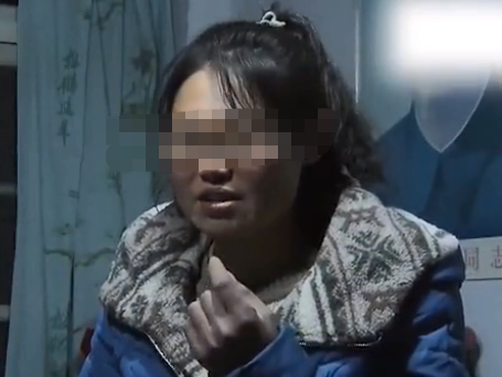 33歲“巨嬰”工作半年，啃老十年，還理直氣壯對父母惡語相向