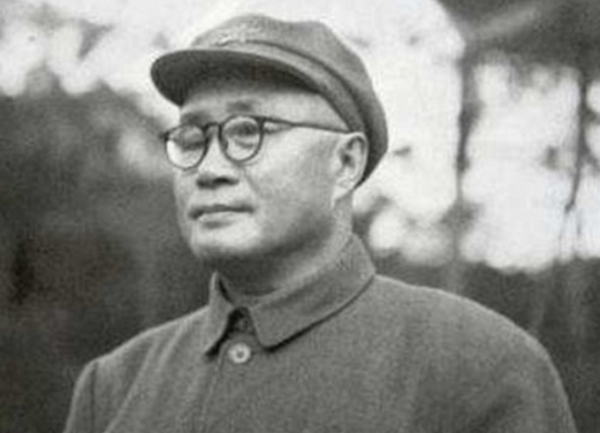 51年肖永銀到朝鮮參戰，進展不順，彭德懷：劉伯承不是講究戰術嗎