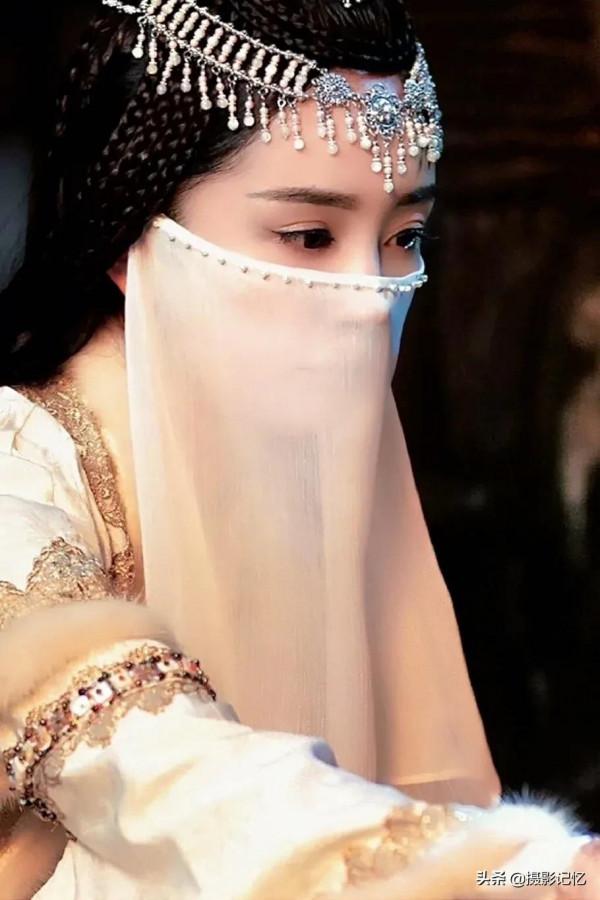 楊冪：肌膚豐潤