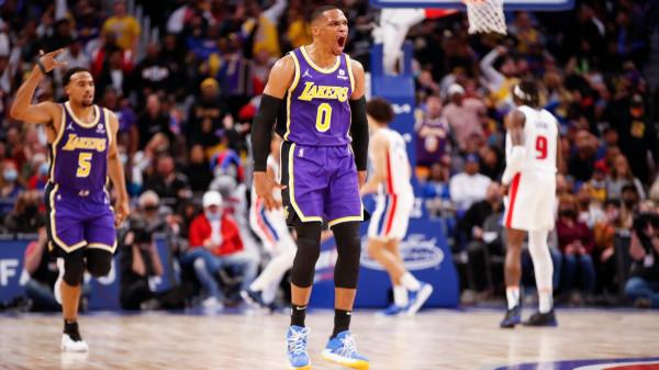 肥強:湖人在底特律完成了瘋狂的逆轉,有可能扭轉這個賽季 肥強:湖人在底特律完成了瘋狂的逆轉,有可能扭轉這個賽季