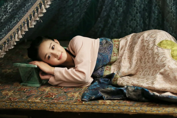 古人的枕頭又高又硬,不怕得頸椎病嗎? 古人的枕頭又高又硬,不怕得頸椎病嗎?