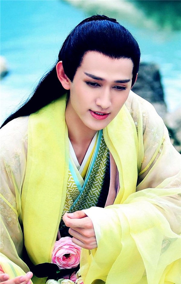 “曇花一現”，這6位僅紅一時的演員讓人唏噓，當年熱度今日全無