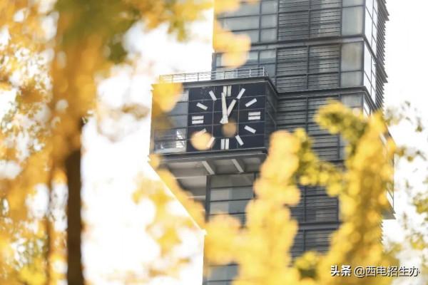 神級學霸!他師從院士,研發出“眼球控制輪椅”,三破世界紀錄 神級學霸!他師從院士,研發出“眼球控制輪椅”,三破世界紀錄