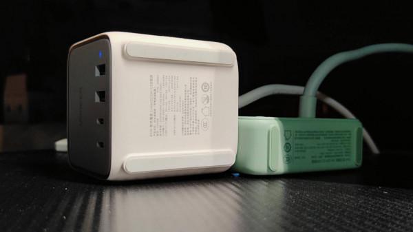 成年人的快樂屋，一桌一椅三兩平足以，新年煥新裝，簡約實用桌面