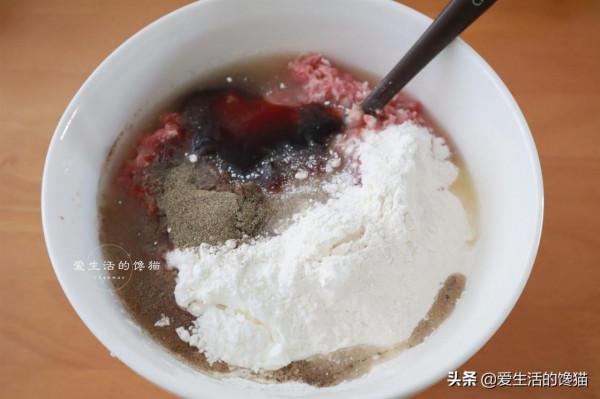 自制脆皮腸，Q彈多汁，方法簡單易學，皮脆肉嫩，比買的好吃