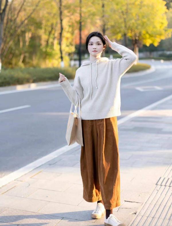 簡約的“小精緻”，日系風才是真的百搭，乾淨又舒適