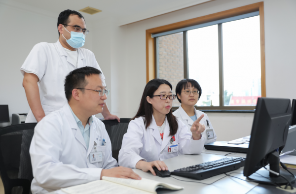 毓璜頂醫院生殖醫學科劉雪梅：從源頭把關，做不孕家庭的“幸孕星”