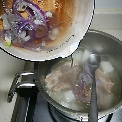 只要有鹽就能做的新疆缸子羊肉