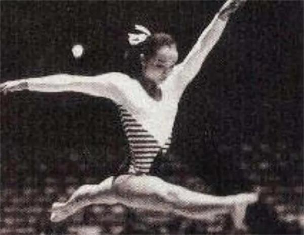 一代體操天才樊迪，17歲巔峰退役去美國發展，回國後陪伴年邁父母