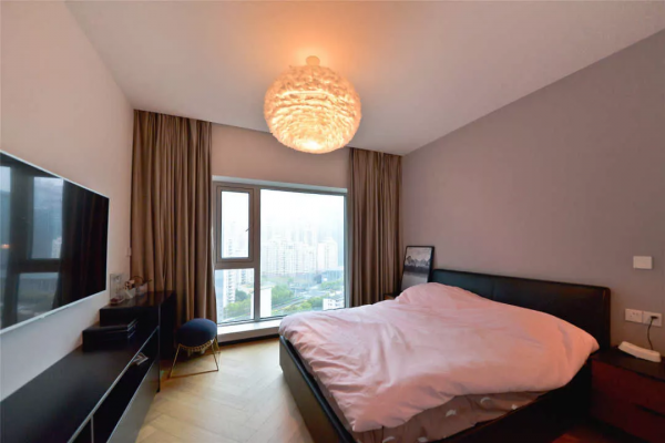 50㎡輕奢風小戶型裝修，三分離衛生間+衣帽間，看一眼就讓你心動