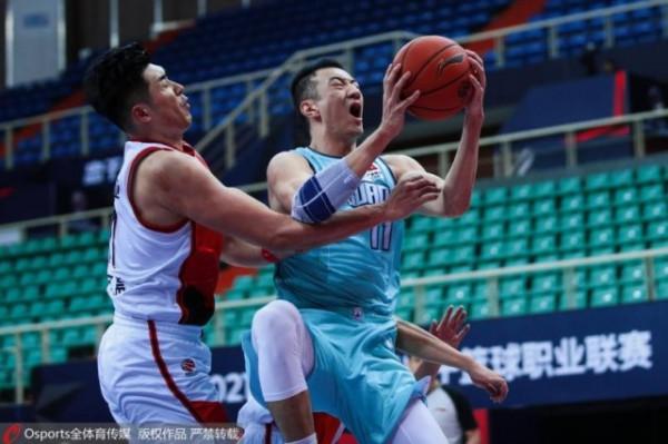 李楠笑了！吳冠希砍22+14，江蘇拒絕17分大逆轉，避免3連敗