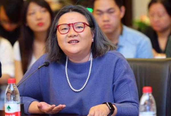 洪晃，不愧是陳凱歌治不住的女人