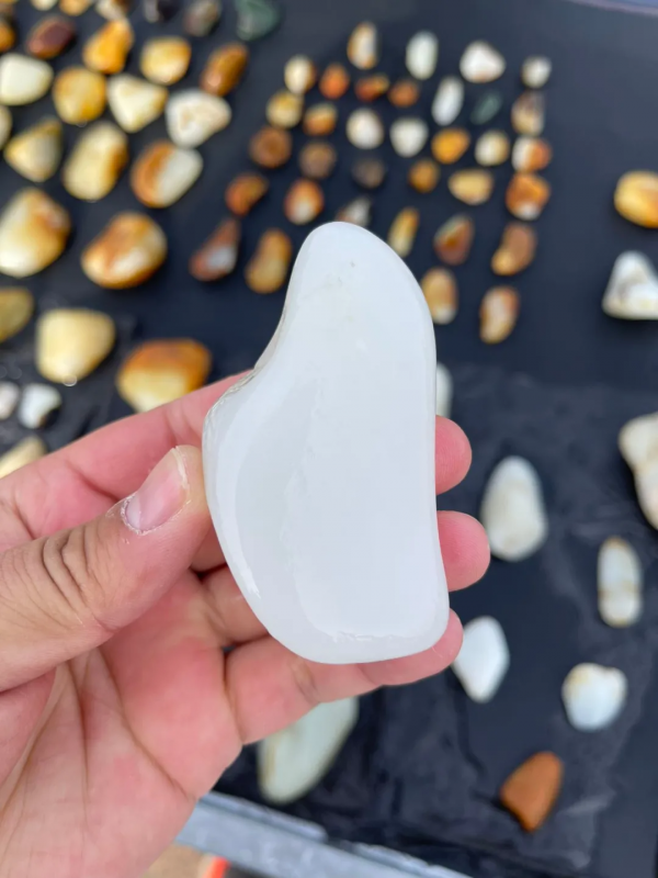 2021翻篇啦 · 如今和田玉石巴扎的行情怎樣