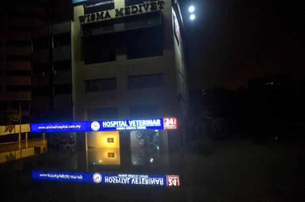 馬來西亞洪水導致上萬人疏散