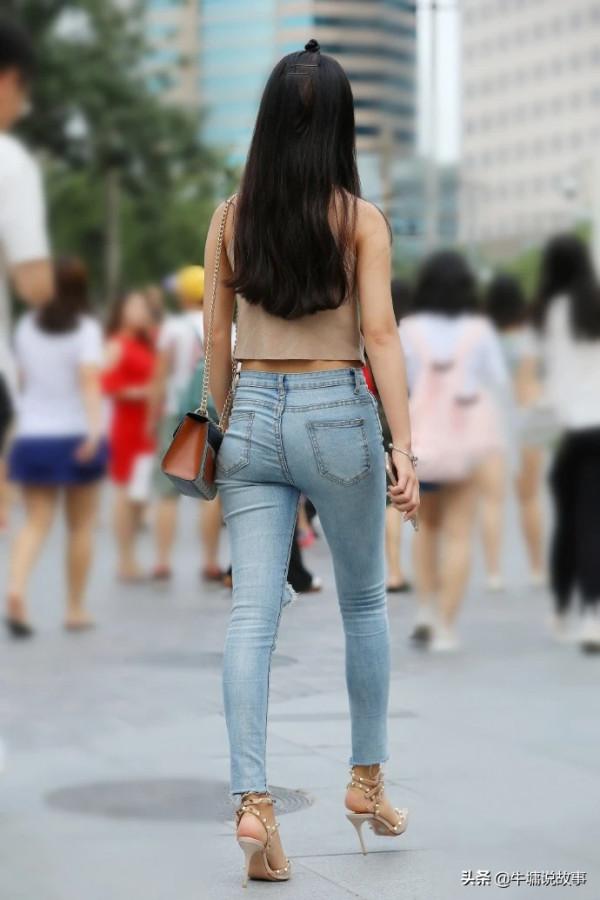 街頭悠閒 墨鏡搶眼