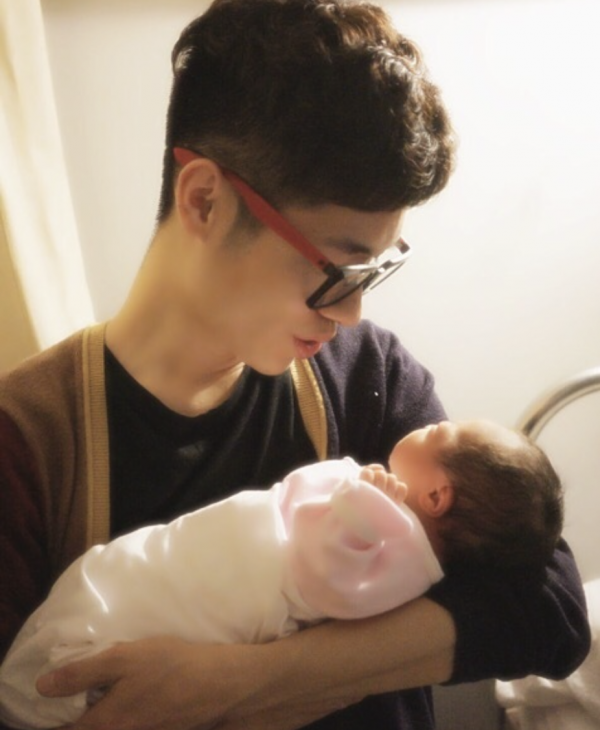 10月已有5位星二代降生,兩個是二胎,全是含金鑰匙的高顏值寶寶 10月已有5位星二代降生,兩個是二胎,全是含金鑰匙的高顏值寶寶