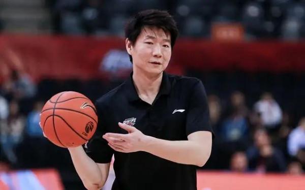 2021-2022年12月25日CBA二階段重燃戰火,及前八主帥與球員名單 2021-2022年12月25日CBA二階段重燃戰火,及前八主帥與球員名單