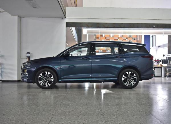 10多萬的優質家用車繞不開這三款,空間大座椅舒適,省油還耐用 10多萬的優質家用車繞不開這三款,空間大座椅舒適,省油還耐用