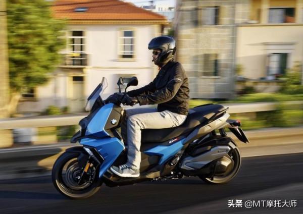 售價6.89萬,解讀寶馬C400X踏板摩托:水冷單缸350動力,國產製造 售價6.89萬,解讀寶馬C400X踏板摩托:水冷單缸350動力,國產製造