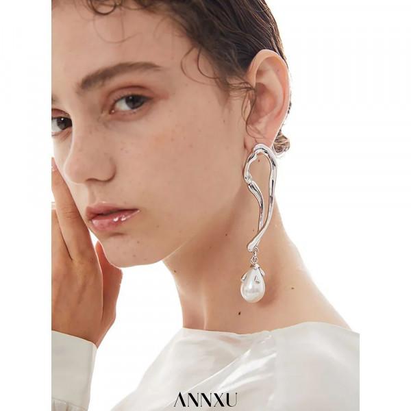 每張路透圖都讓人喊&OpenCurlyDoubleQuote;我的天&rdquo;！是哪個女明星這麼受歡迎？