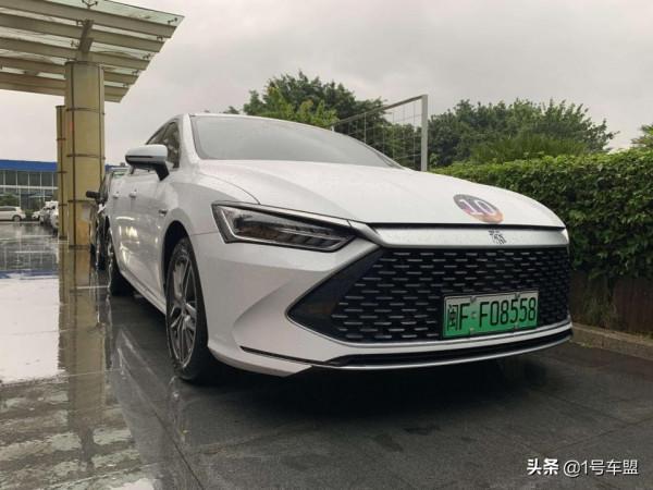 秦PLUS DM-i試駕報告｜11臺車開100公里，累計加油不到300元