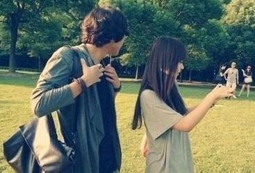 謝霆鋒王菲街頭被拍情比金堅,姐弟戀真的可以長長久久嗎? 謝霆鋒王菲街頭被拍情比金堅,姐弟戀真的可以長長久久嗎?