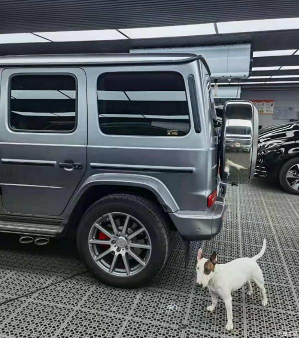 賓士G63花十幾萬改裝值得嗎？看效果就知道了