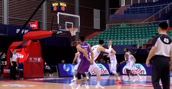 遼寧八連勝!郭艾倫半場0命中,7號秀末節12分,楊鳴鬥法勝出 遼寧八連勝!郭艾倫半場0命中,7號秀末節12分,楊鳴鬥法勝出