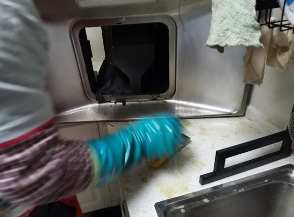 新年大掃除，該如何清洗油煙機才對？