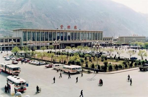 蘭州火車站的錯別字存在了68年,是故意為之還是無意之舉? 蘭州火車站的錯別字存在了68年,是故意為之還是無意之舉?