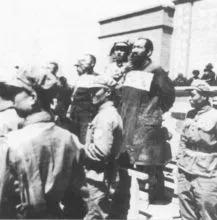 師長被殺害，王震大怒，派出兩個師、41輛坦克，要求務必捉拿真兇